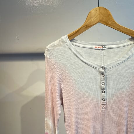 Tie-dye henry design tops