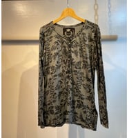 Henly design tops