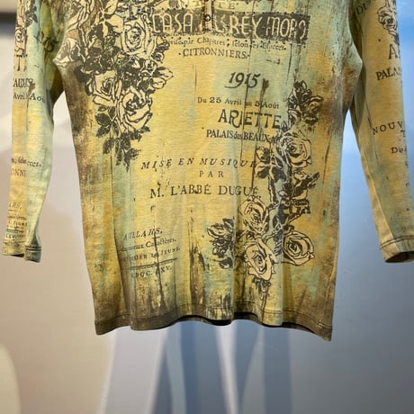 Y2K design tops