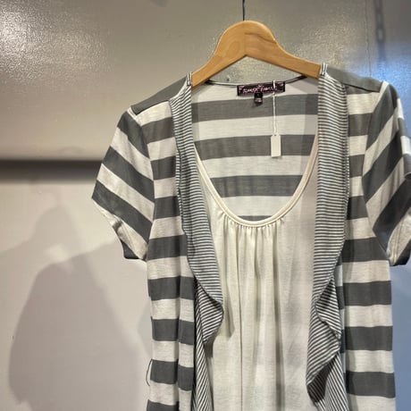 Border layered design tops