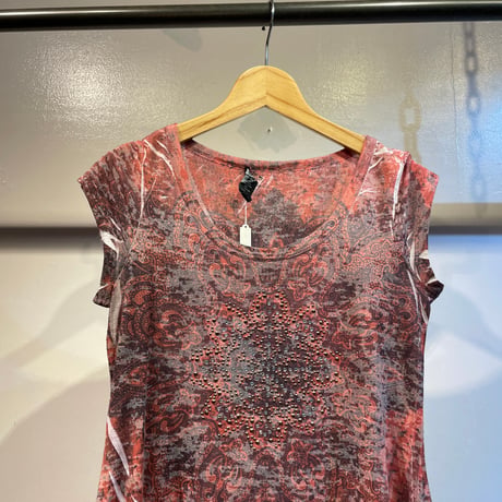 Spangle design tops