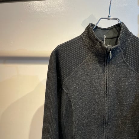 Zip design knit
