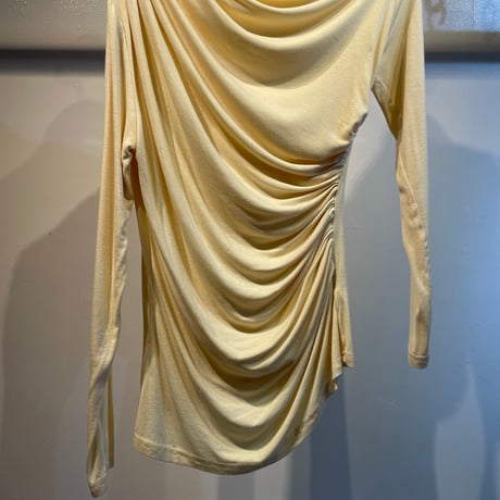 Drape design tops