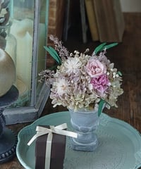 【プリザーブドフラワーアレンジ】シャビーシック/パープル　5,000円（税込5,500円）