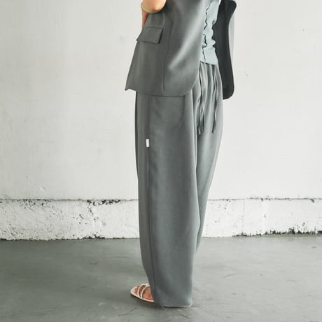 ITEM | LOVE by MarchAprilMay