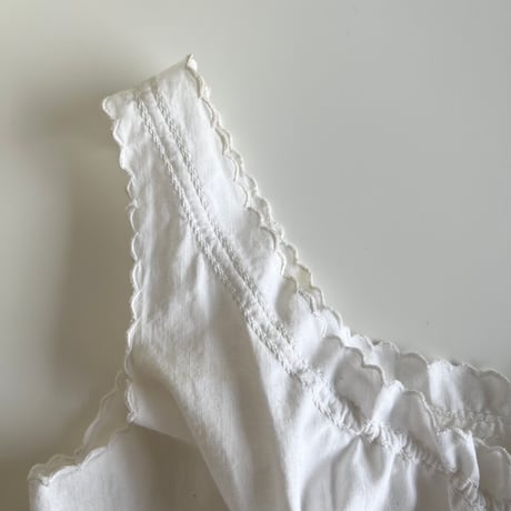 〈antique〉scallop design corset cover
