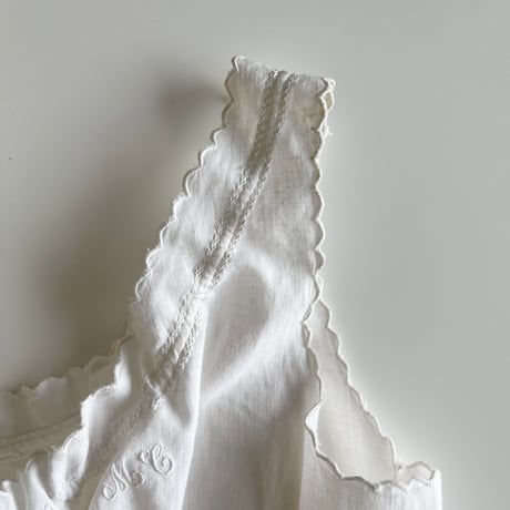 〈antique〉scallop design corset cover