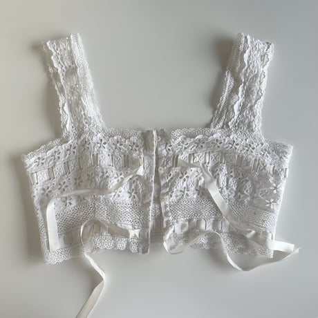 〈antique〉cutwork lace corset cover