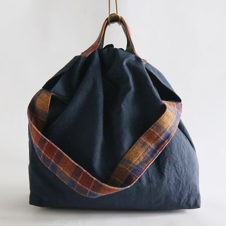 newspaper bag (navy)