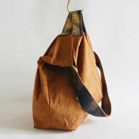 newspaper bag (kakisibu)