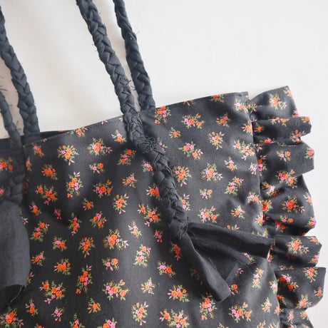 embroidery floral frill bag  (lady)