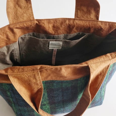 plaid  tote bag （tartan check）
