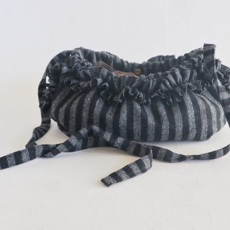shirring bag （black stripe)