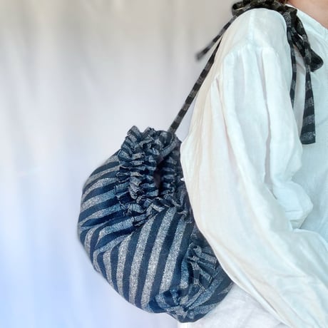 shirring bag （black stripe)