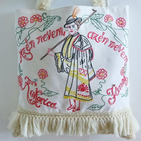 "upcycle" vintage embroidery bag (ecru)