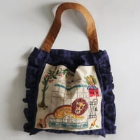 embroidery  frill bag  (Leo)