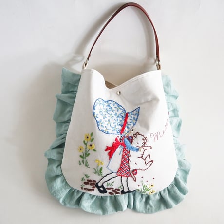 embroidery frill bag  (holly hobbie)