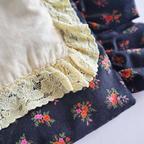 embroidery floral frill bag  (lady)