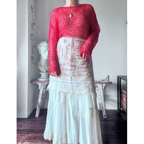 Euro vintage apron "b"