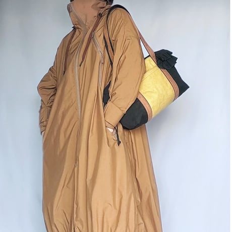 tricolor tote bag (black & mustard & kakisibu-iro)