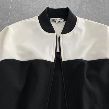 COMME des GARÇONS