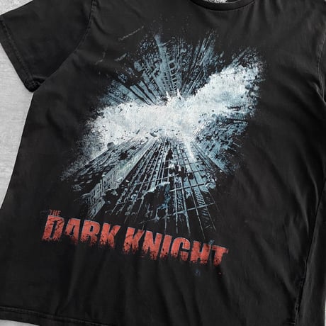 THE DARK KNIGHT