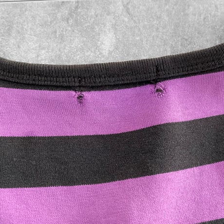 border tanktop