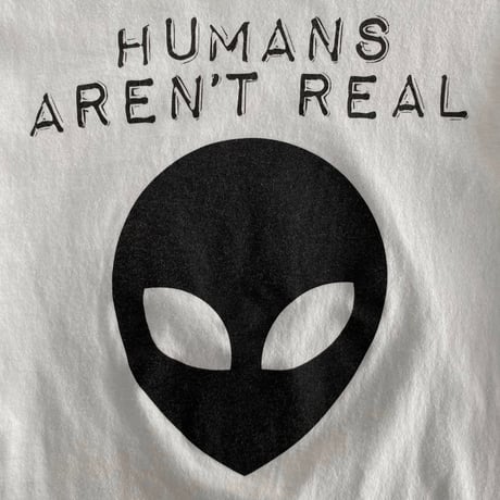 alien print tee