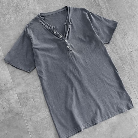 henry kneck tee