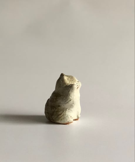 信楽焼　招き猫のオブジェ