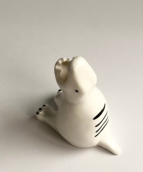 モチーフフラワーベース　ティラノサウルス