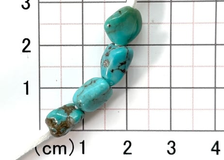 2mm穴　ターコイズビーズ　ナゲットA4個　8mm　現品　No.1729