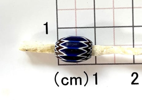 シェブロンビーズ　No.1697　現品　　7mm