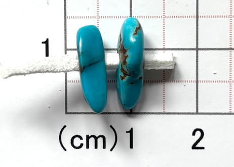 2mm穴　ターコイズビーズ　さざれ　S　2個　No.1739　　15mm　　現品