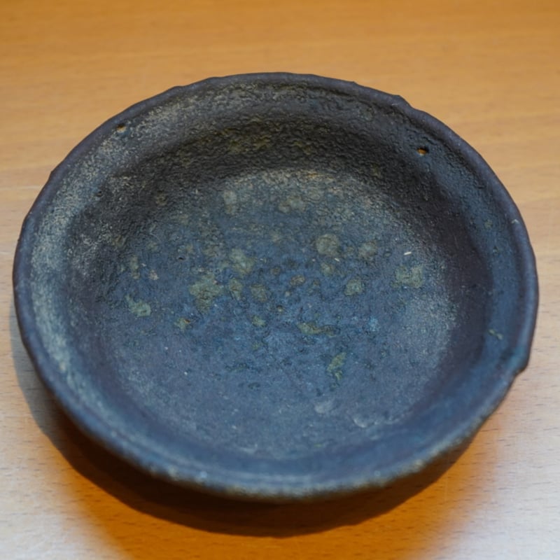 森岡成好 焼〆小皿M | Alocasia ONLINE STORE