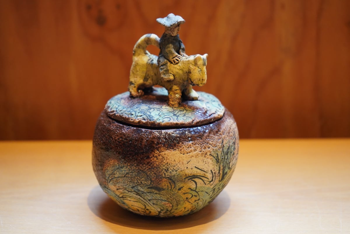 脇山さとみ　蓋物 脇山さとみ 20 陶蓋もの「道行」 | Alocasia ONLINE STORE