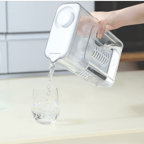 【NEW】ポット型浄水器 ウルオクール（フィルターカートリッジ1本付き）