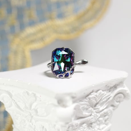 イヤカフ（ステンレス316L×ガラス　ミスティックグリーン）
