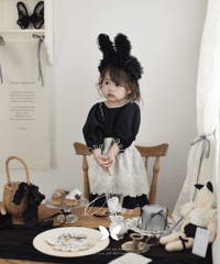 Onni black rabbit