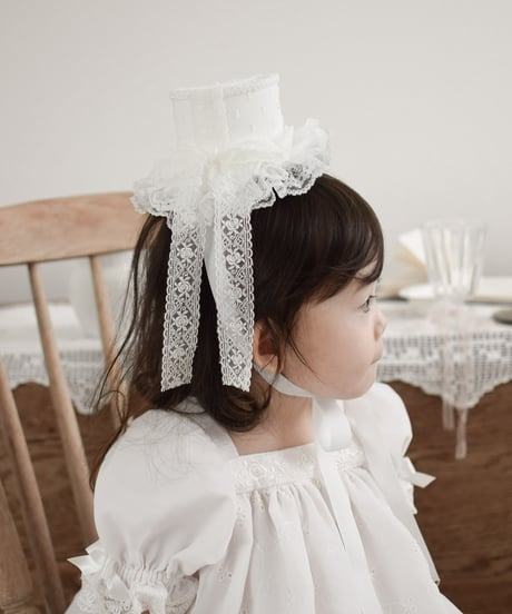 Onni original lace mini hat