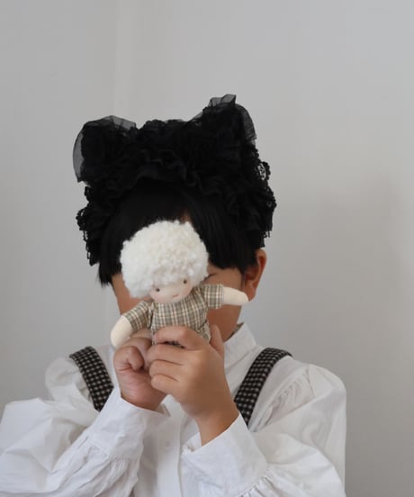 Onni black cat