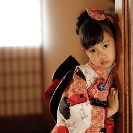 7歳　USED着物　麻の葉　（着物単品　帯は含まれません画像は参考です）