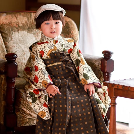 ■レンタル■　菊文様　（３歳・5歳男の子　三部式着物）