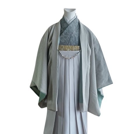 袴　オフホワイト　新品（袴のみ　着物画像はイメージになります）