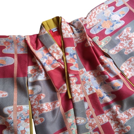 3歳　USED着物　雲居吉野　（着物単品　被布、帯は含まれません画像は参考です）