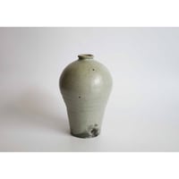 掛江 祐造／花入（粉引）