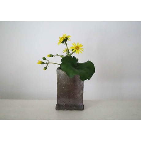 森本 仁／備前花器