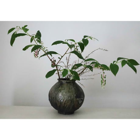 掛江 祐造／花入