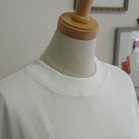 AUG relaxing／ワイドフレンチスリーブTシャツ