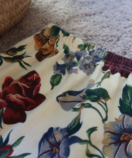 Floral pencil skirt 🌹セット販売アイテム